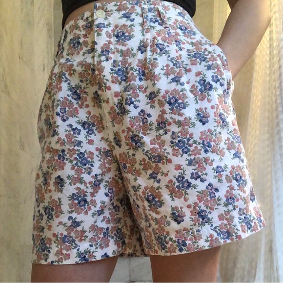 Vintage Dockers Floral shorts size petite 12 - Picture 1 of 10